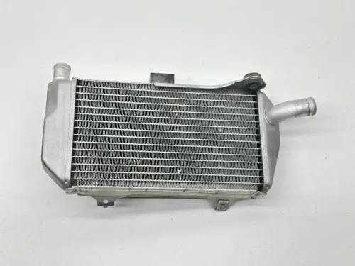 2024 Honda CRF450R Left Side Radiator OEM Non Fill Cooling System 19150-MKE-AF0