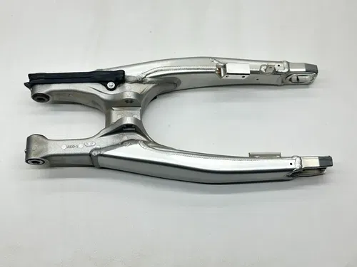 2018 Suzuki RMZ450 Swingarm Suspension OEM Rear Swing Arm 61000-37K00 Dirt BIke