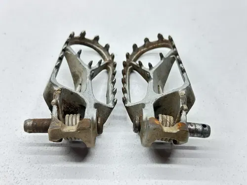 2019 KTM 250 XCF Footpeg Set Left Right Footrests Foot Pegs Rests 79003040033