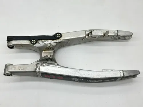 2014 Kawasaki KX250F Swingarm Suspension OEM Rear Swing Arm 33001-0645 Dirt Bike