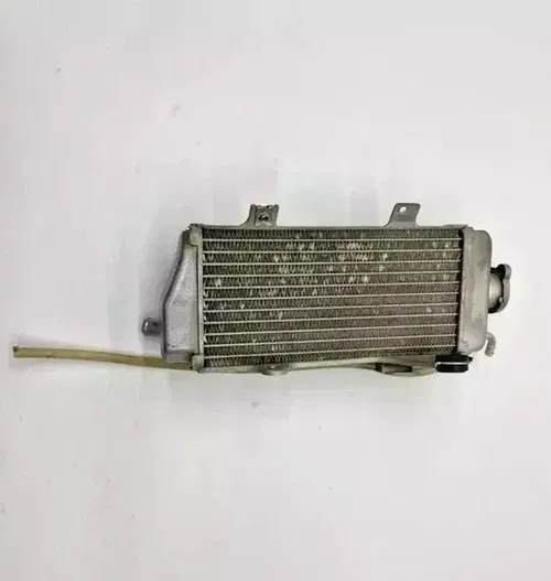 2011 Honda CRF450R Right Side Radiator Fill Side Cap Cooling 19100-MEN-A40 CRF