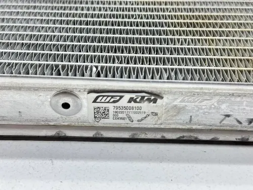 2019-2022 Husqvarna FC450 WP Right Side Radiator Fill Side Cap 79535008100 KTM
