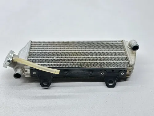 2019-2022 Husqvarna FC450 WP Right Side Radiator Fill Side Cap 79535008100 KTM