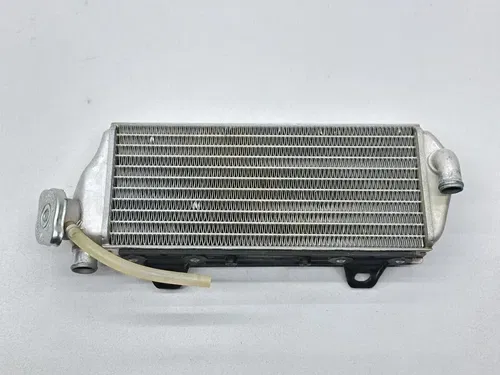 2019-2022 Husqvarna FC450 WP Right Side Radiator Fill Side Cap 79535008100 KTM