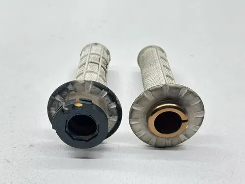 2022 Yamaha YZ450F ODI Lock On Throttle Grips Tube Handlebar Set OEM Handle Bar