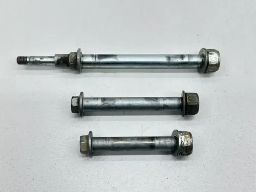 2004 Honda CRF250R Linkage Pivot Bolts OEM Nut Spindle Shaft Assembly CRF 250R