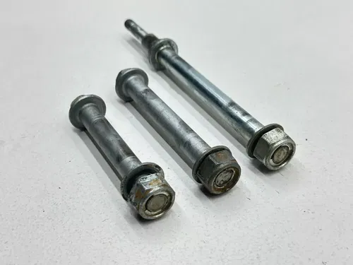 2004 Honda CRF250R Linkage Pivot Bolts OEM Nut Spindle Shaft Assembly CRF 250R