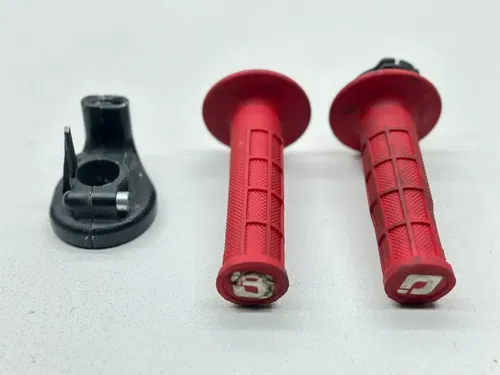 2004 Honda CRF250R ODI Throttle Grips Handlebar Tube Housing Set Cable CRF 250R