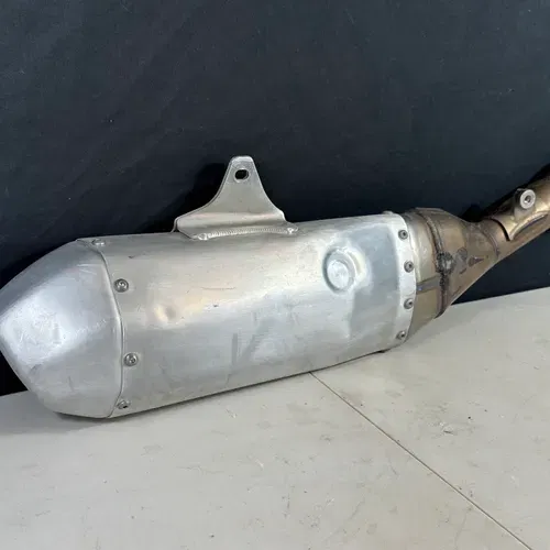 2021 crf450r exhaust outlet