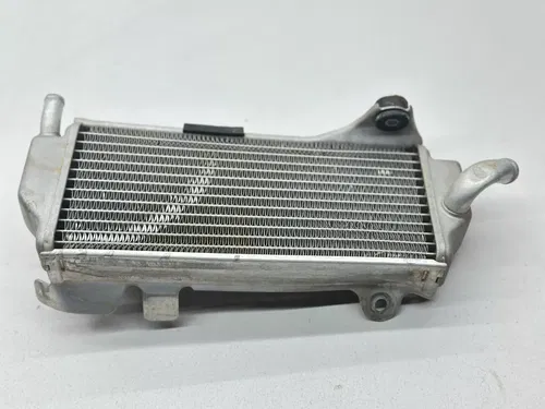 2024 Yamaha YZ450F Left Side Radiator Non Fill Cooling System Dirtbike YZ 450F