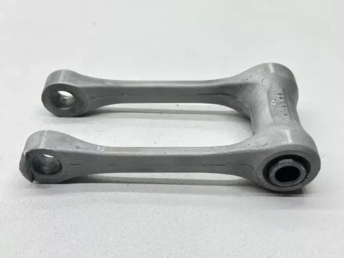 2022 Yamaha YZ450F Linkage Pullrod Arm OEM Pull Rod Rear BR9-2217F-00-00 YZ 450F