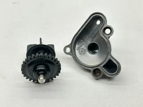 2021 KTM 65SX Water Pump Impeller Engine Housing Cover OEM Shaft Bolts 65 SX