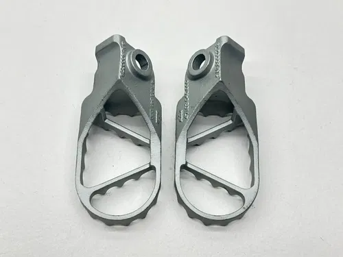 New 2023 GasGas MC65 Foot Peg Set Left Right OEM Footrests Dirt Bike MC 65