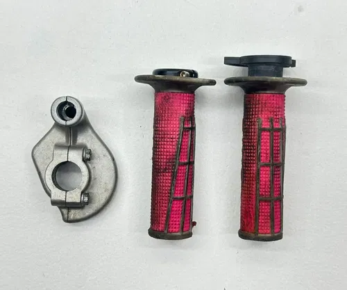 2017 KTM 150SX Throttle Grips Cable Housing Handlebar Tube Set OEM Handle Bar SX