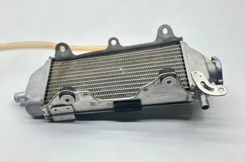 2015 Yamaha YZ250FX Right Side Radiator Fill Side Cap Cooling 2GB-12461-00-00