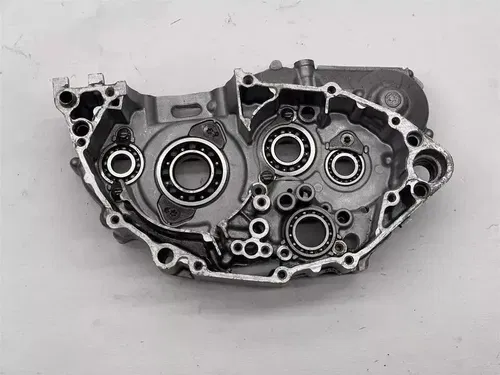 2003 Yamaha YZ250F Engine Case Right Side Cover Crankcase OEM Half Bottom End