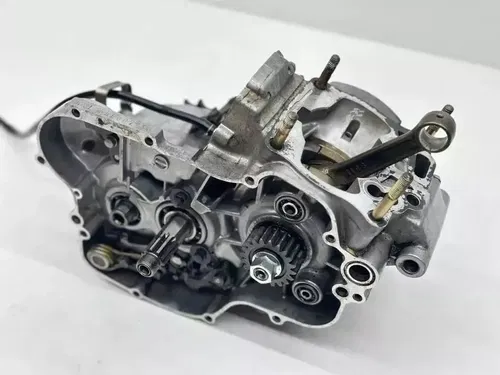 kkページ 1995 Kawasaki KX125 Engine Bottom End Case Half Motor