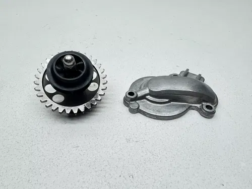 2022 KTM 450 XC-F Water Pump Impeller Engine Housing Cover OEM Shaft Bolts XC F