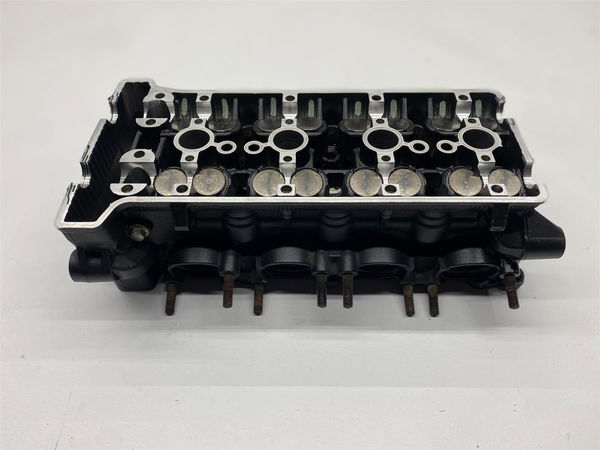 2009 Yamaha YZF-R6 Cylinder Head Engine OEM 2C0-11101-01-00 2009 Yamaha YZF-R6 Cylinder Head Engine OEM 2C0-11101-01-00