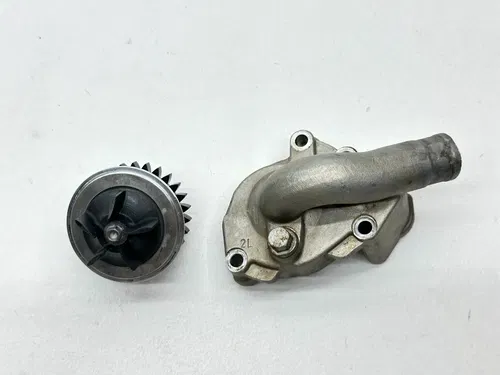 2011 KTM 150SX Water Pump Impeller Engine Housing Cover OEM Shaft Bolts