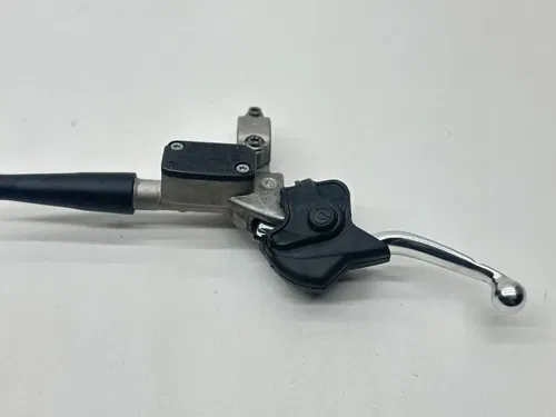 2024 Triumph TF 250-X Brembo Hydraulic Clutch Cable Lever Master Cylinder Bike