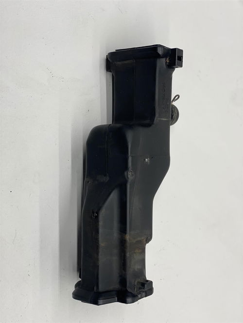 2000 Kawasaki Vulcan 1500 Center Air Intake OEM Tube Cleaner Case Black VN1500