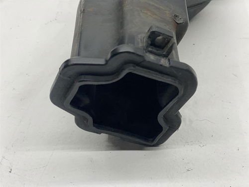 2000 Kawasaki Vulcan 1500 Center Air Intake OEM Tube Cleaner Case Black VN1500