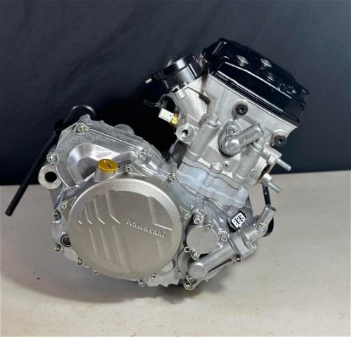 Brand New Kawasaki KX250F Engine Complete Running Motor Top Bottom End Cases 250