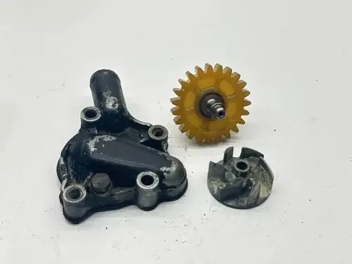 1987 Honda CR125R Water Pump Impeller Cover Kit Bolt Gear Assembly 19221-KS6-700