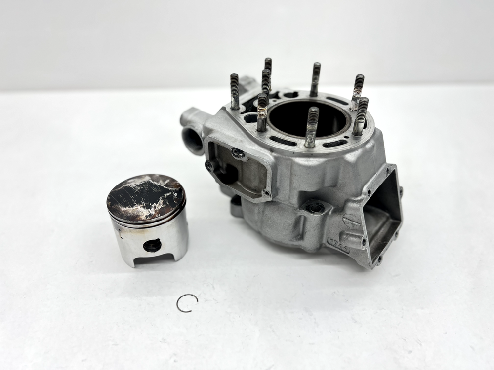 1998 KAWASAKI KDX220R Cylinder 94-06 ENGINE MOTOR JUG PISTON 1998 KAWASAKI KDX220R Cylinder 94-06 ENGINE MOTOR JUG PISTON