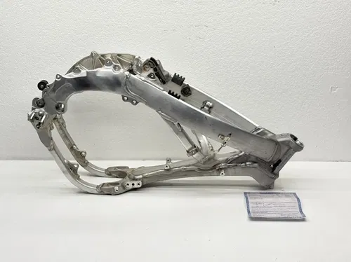 2020 Yamaha YZ450F Frame Main Chassis Hull OEM Silver B2W-21101-01-00 Dirt Bike
