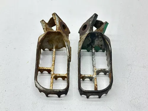 2000 Kawasaki KX125 Foot Peg Set Left Right Pins OEM Footrests Dirtbike KX 125