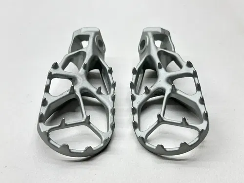 New 2024 Husqvarna FC450 Foot Peg Set Left Right Footrests OEM A46003137033 FC
