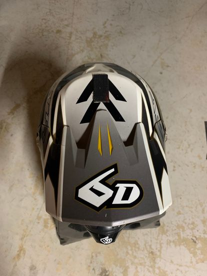 6D Helmets - Size S