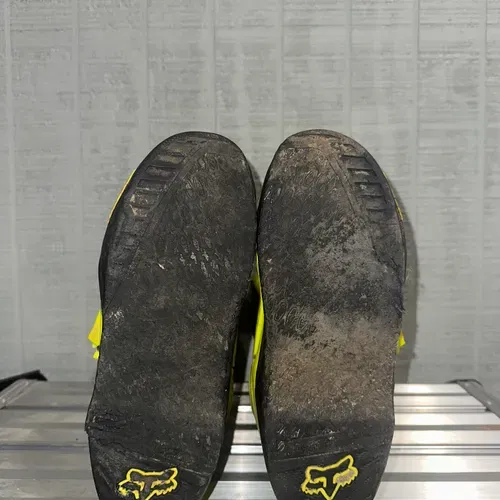Size 10 Green Fox Instinct Boots