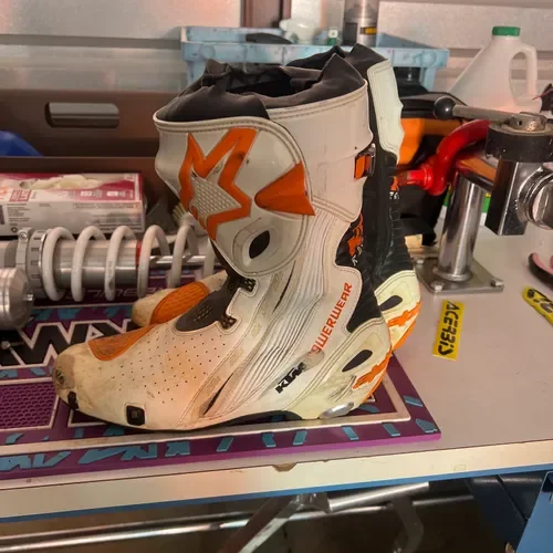 Chris Fillmore Race Used Crashed Signed Boots From Factory Ktm Road Racing