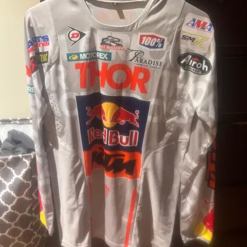 Tom Vialle Jersey