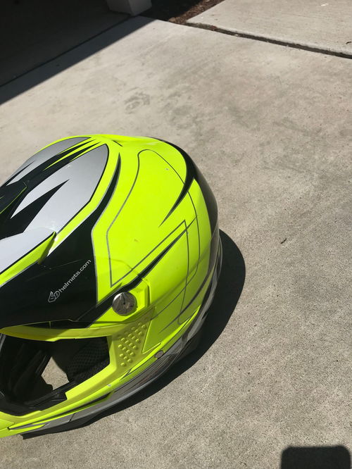 6D ATR-1 Neon Yellow