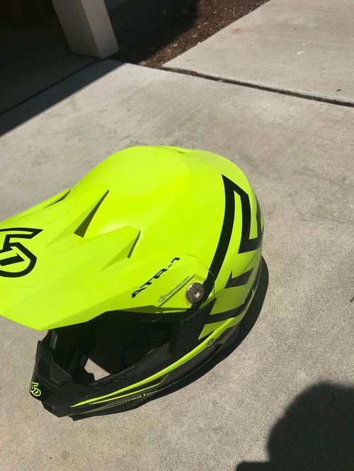 6D ATR-1 Neon Yellow