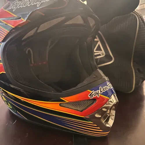 Limited Edition Troy Lee Vegas Edition Helmet 