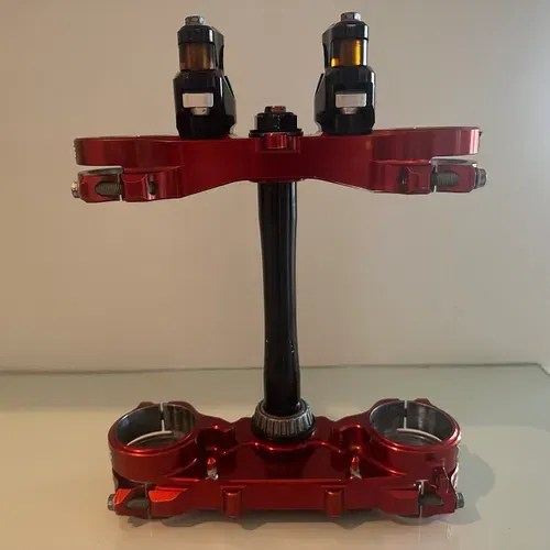 Xtrig Triple Clamps & Bar Mounts Yamaha