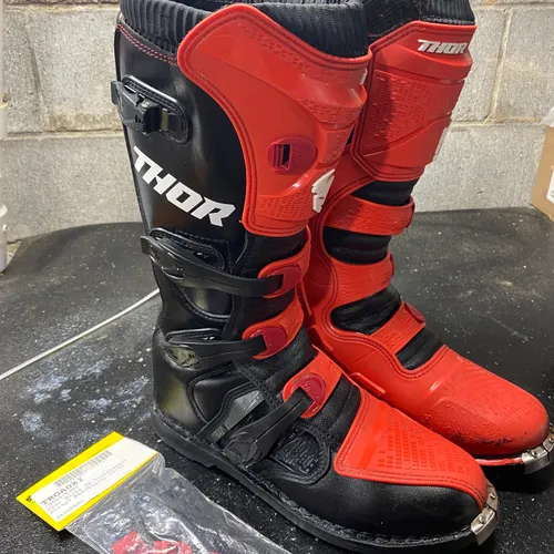 Thor Boots - Size 13