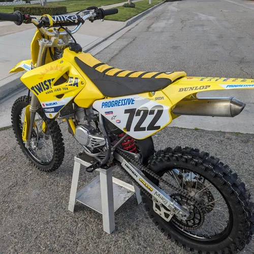 Suzuki RM85L 