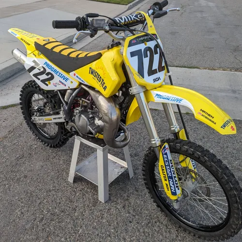 Suzuki RM85L 
