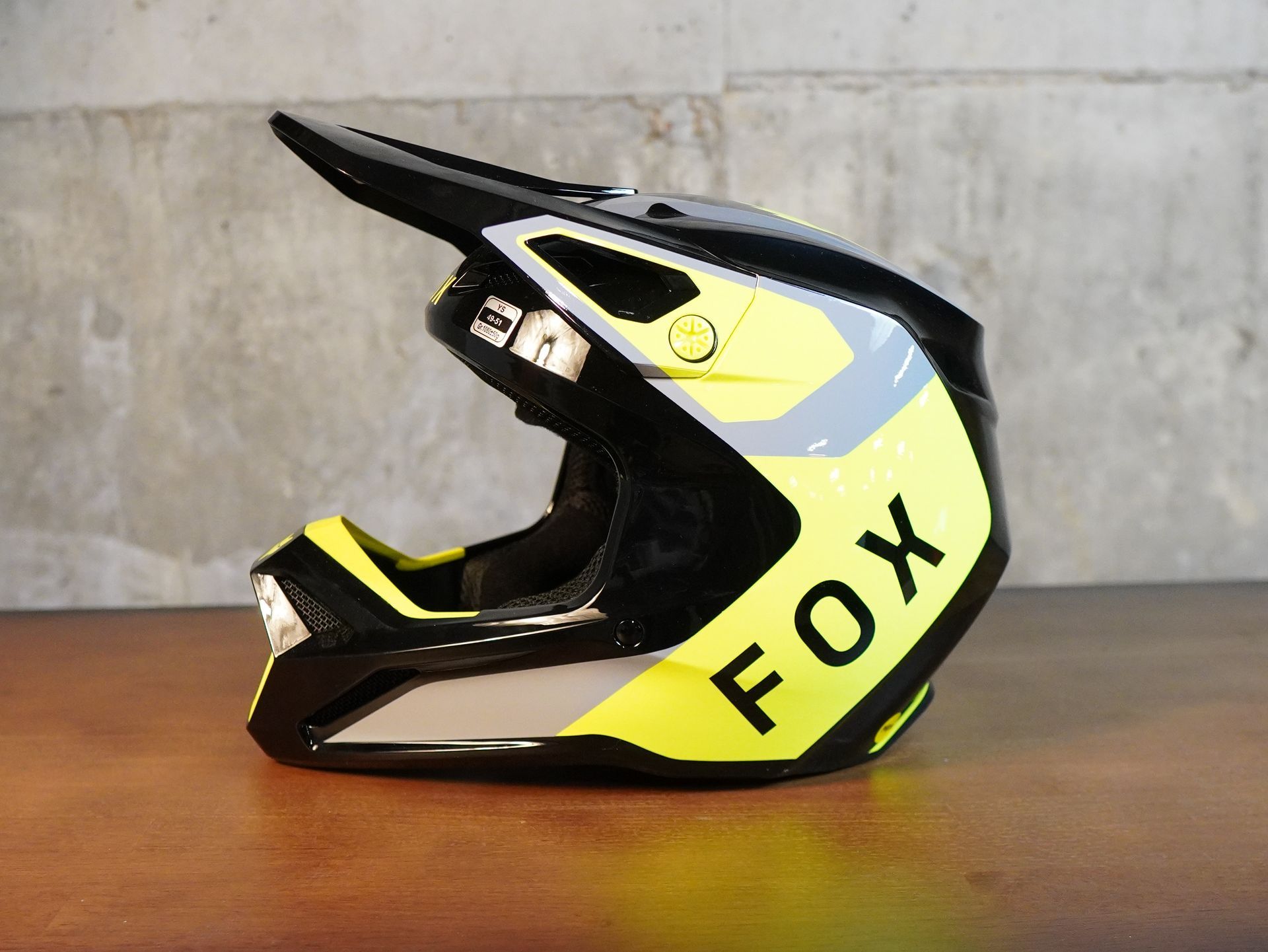 Fox Racing Youth V1 Lean Helmet