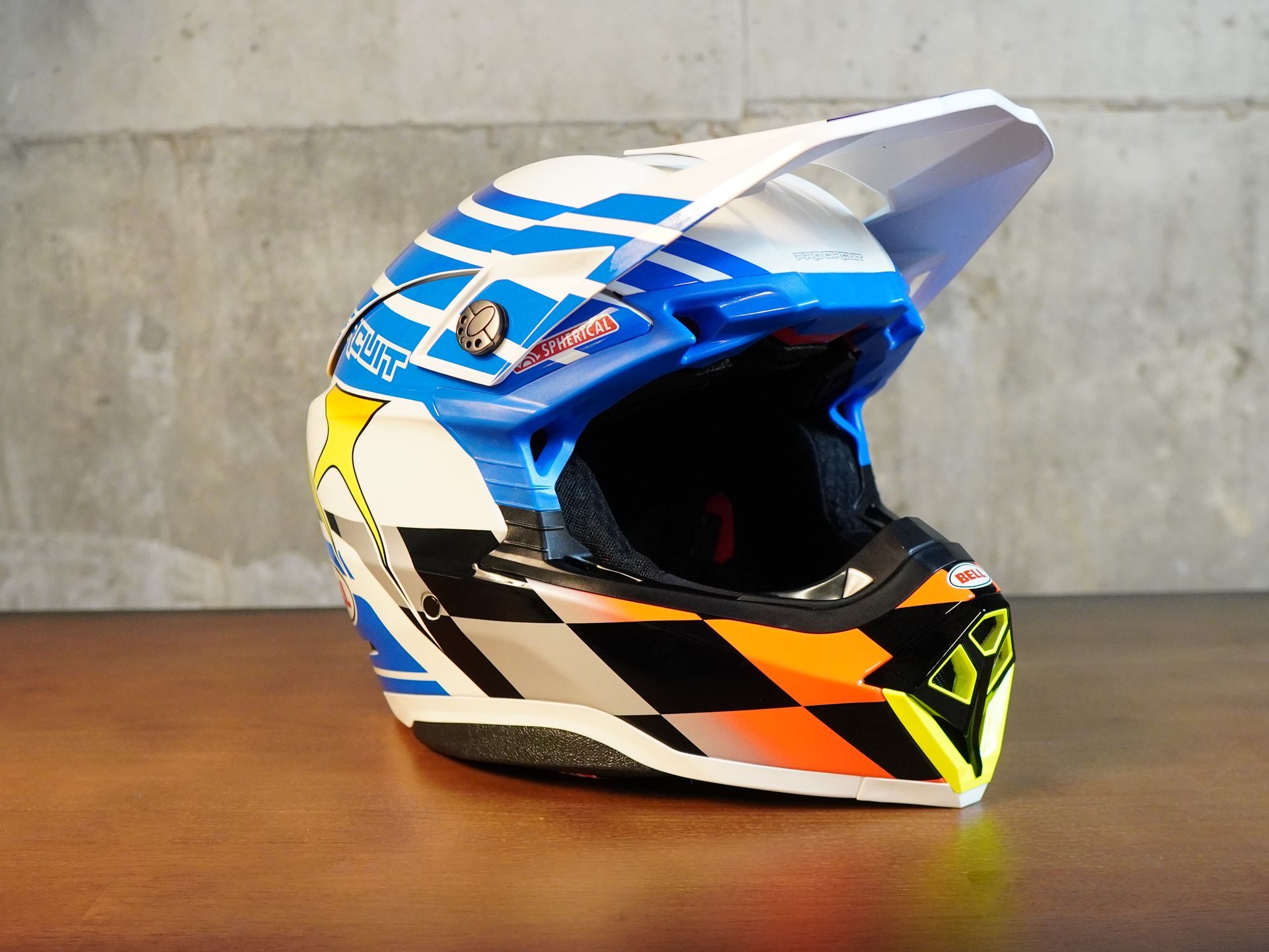 Bell Moto-10 Spherical Pro Circuit Replica 25 Gloss Blue/White