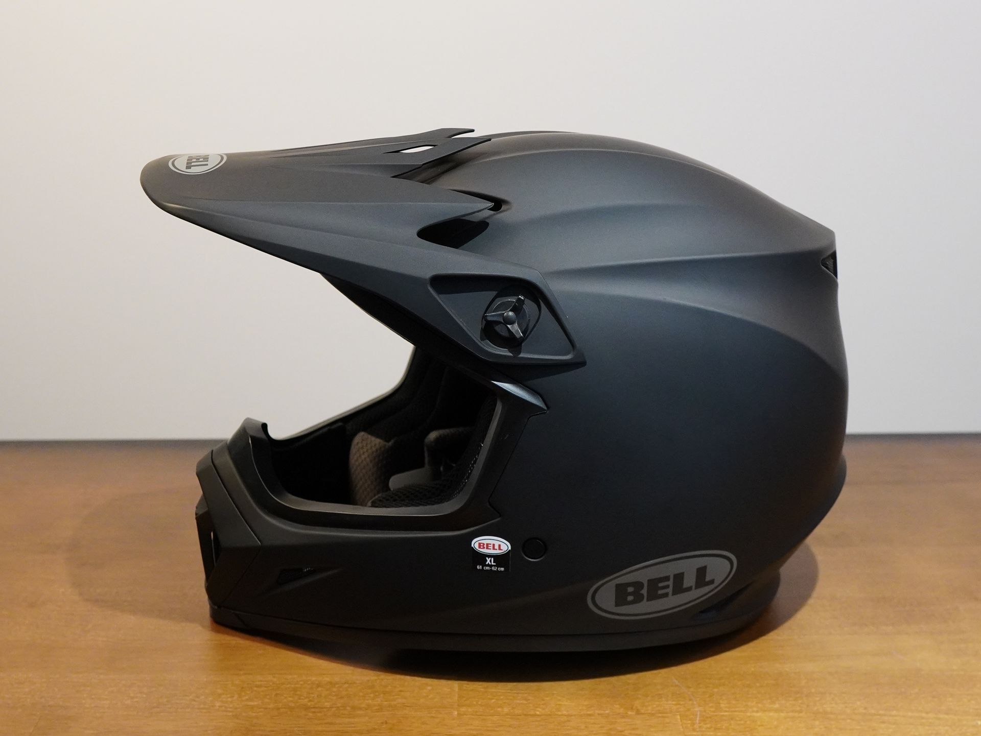 Bell MX-9 Mips Helmet
