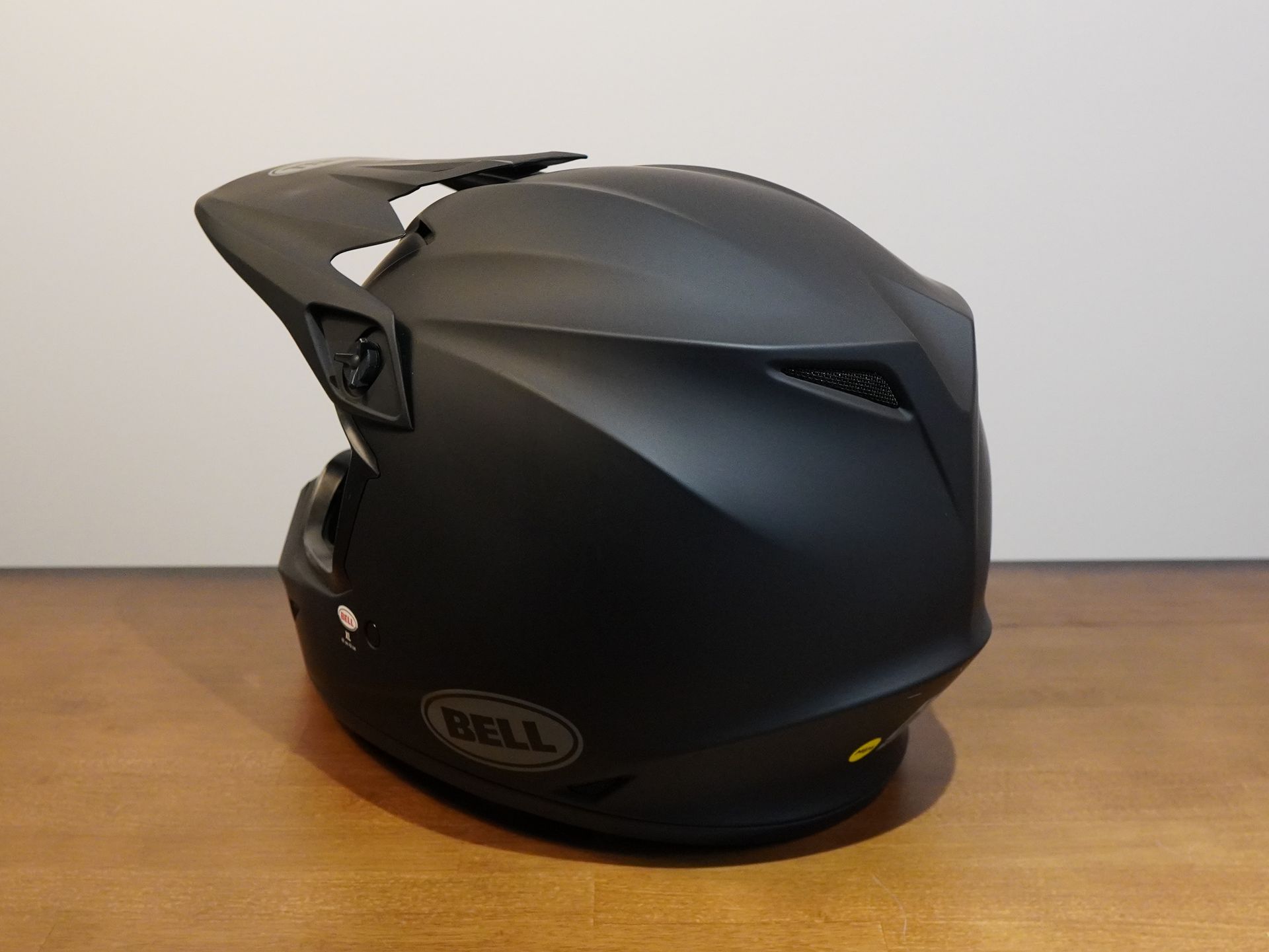 Bell MX-9 Mips Helmet