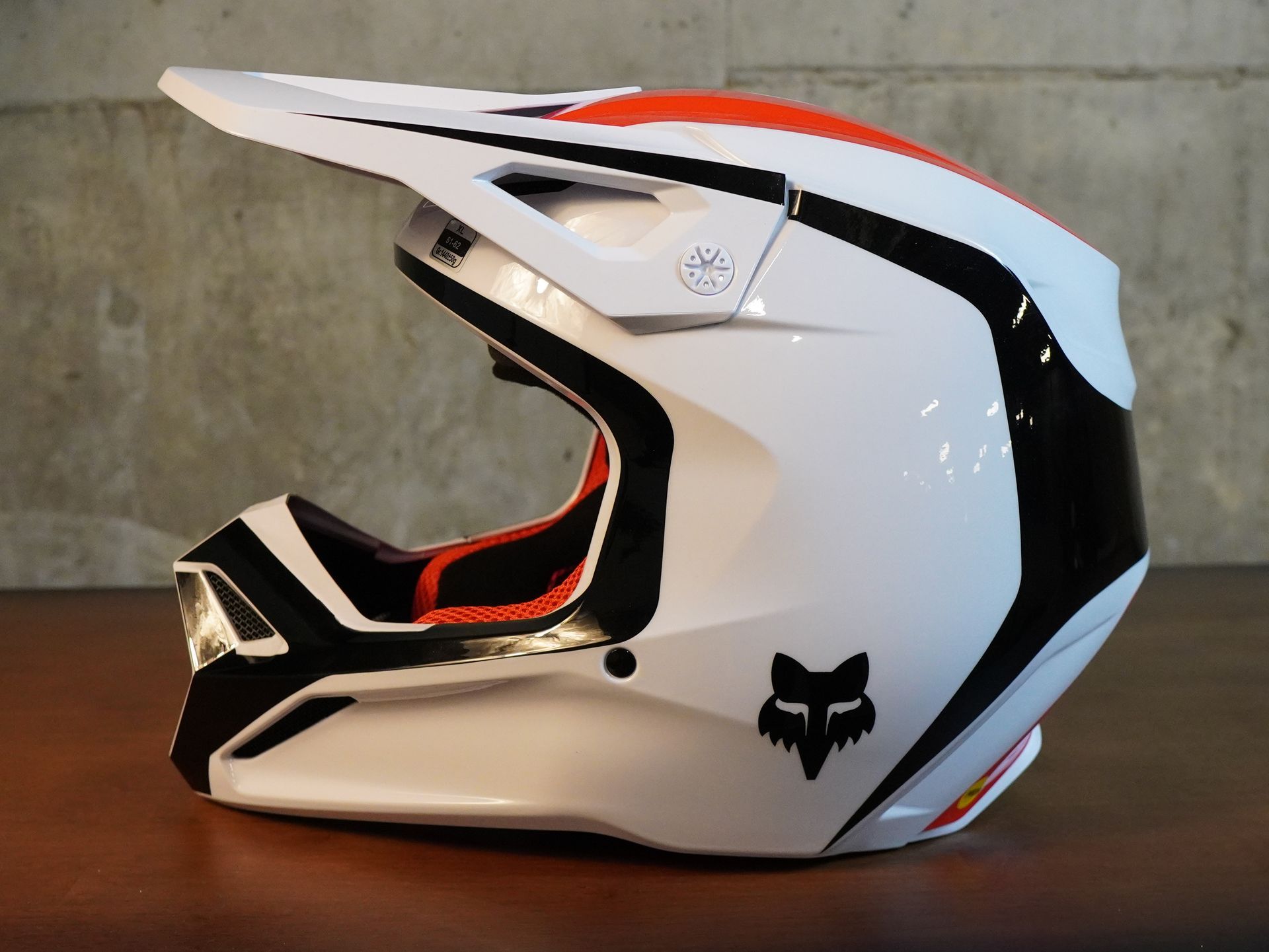Fox Racing V1 Flow Helmet