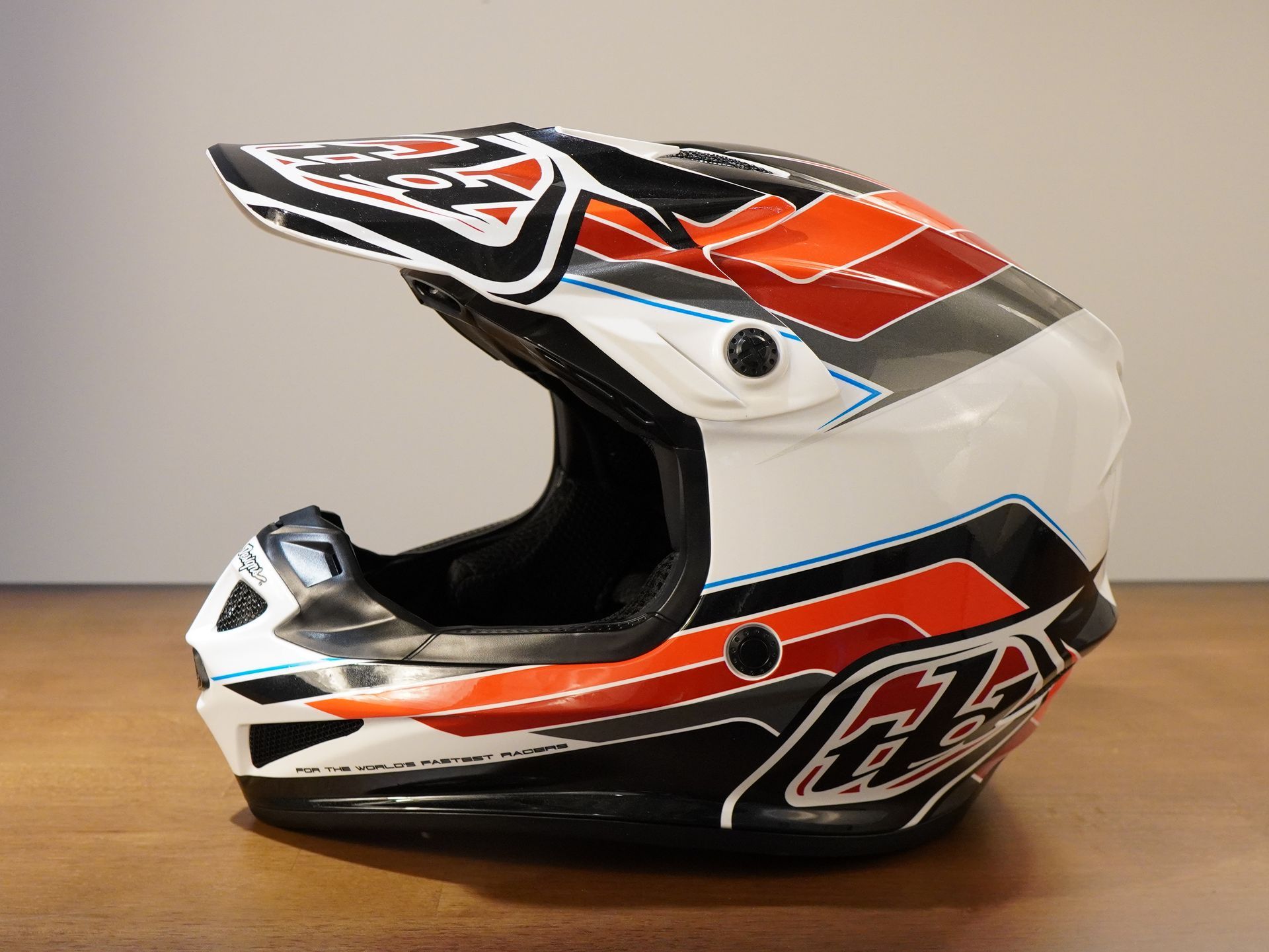 Troy Lee SE4 Polyacrylite Block Helmet